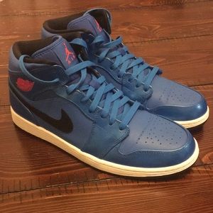 Authentic Jordan’s size 11 1/2. Electric Blue